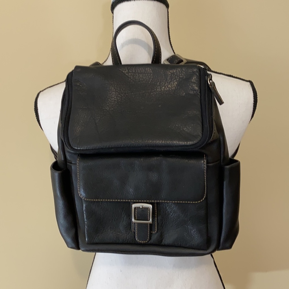 Vintage Leather Backpack - Picture 2 of 6